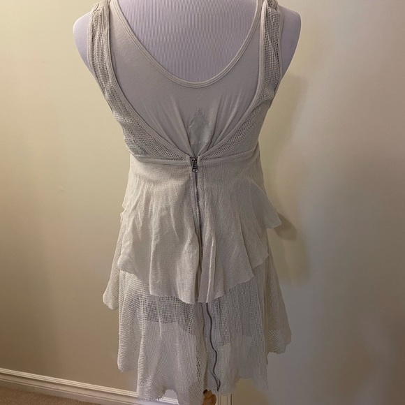 Very cute Seneca Rising double layer tank top - Picture 5 of 11